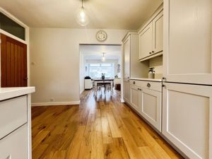 Kitchen/Dining- click for photo gallery